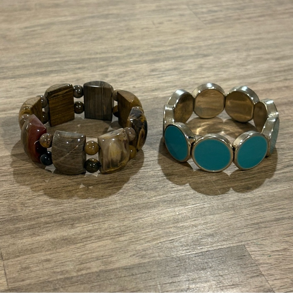 Lot of 2 Elegant‎ Stretch Bracelets